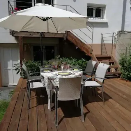 2 Jardin Coeur De Vichy